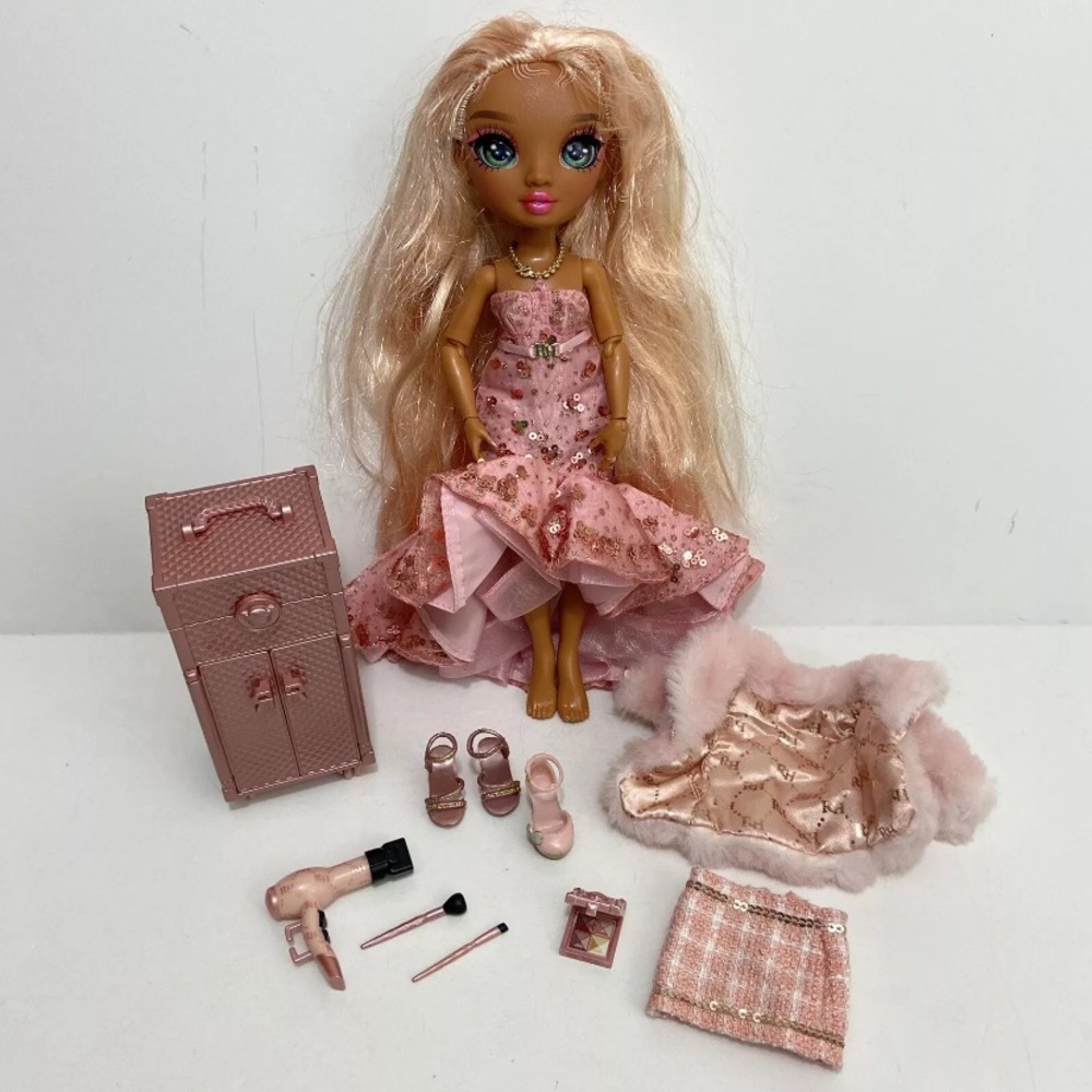 Rainbow High Vision Divas Sabrina St. Cloud Rose Quartz Pink Doll w/ Clothes HTF